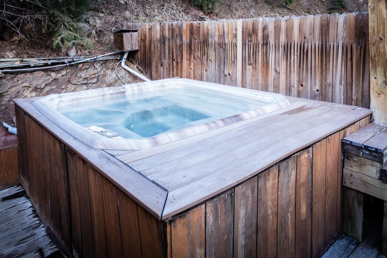 Indian Hot Springs Hotel Idaho Springs Bagian luar foto